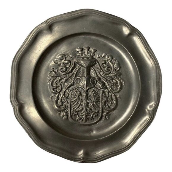 Vintage Coat of Arms Decorative Pewter Plate Medieval Decor Man Cave Battle - Picture 1 of 4